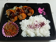 メンチカツ弁当